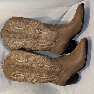 Cowboy Boots 7 M Brown Western Tall Mid Calf Embroidered Pointy Toe Block Heel